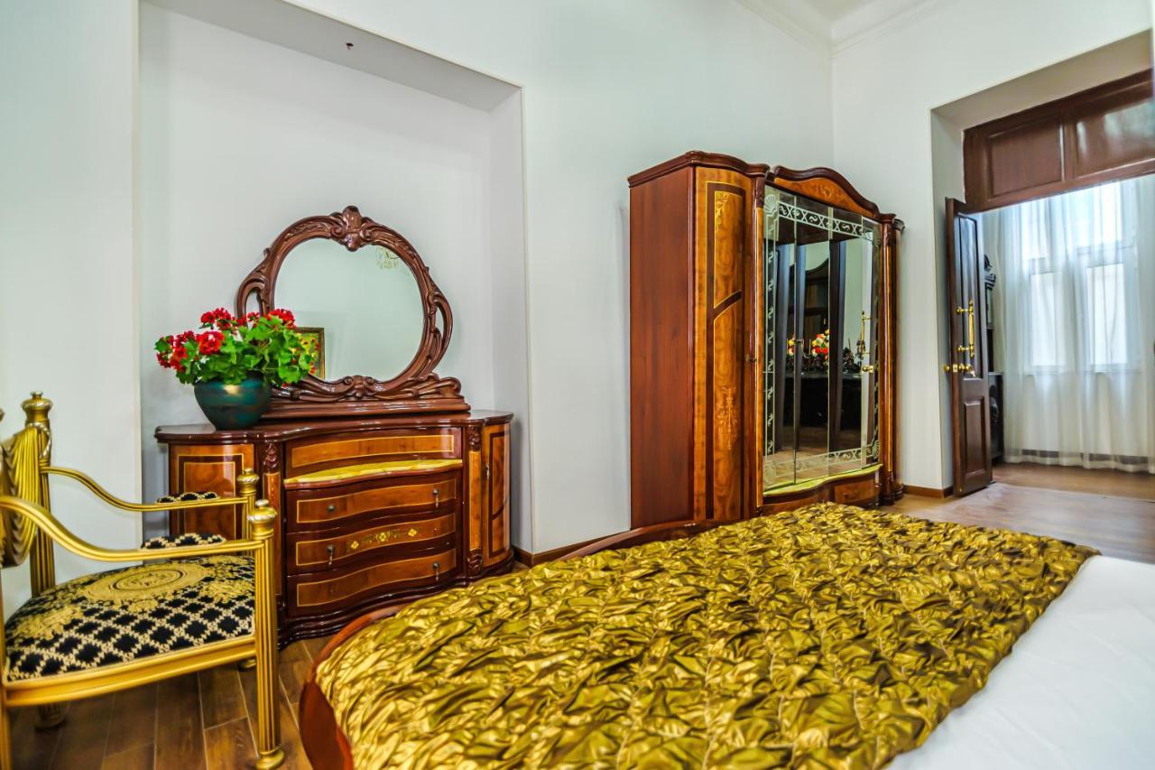 Sera Boutique Hotel 1 Баку Экстерьер фото