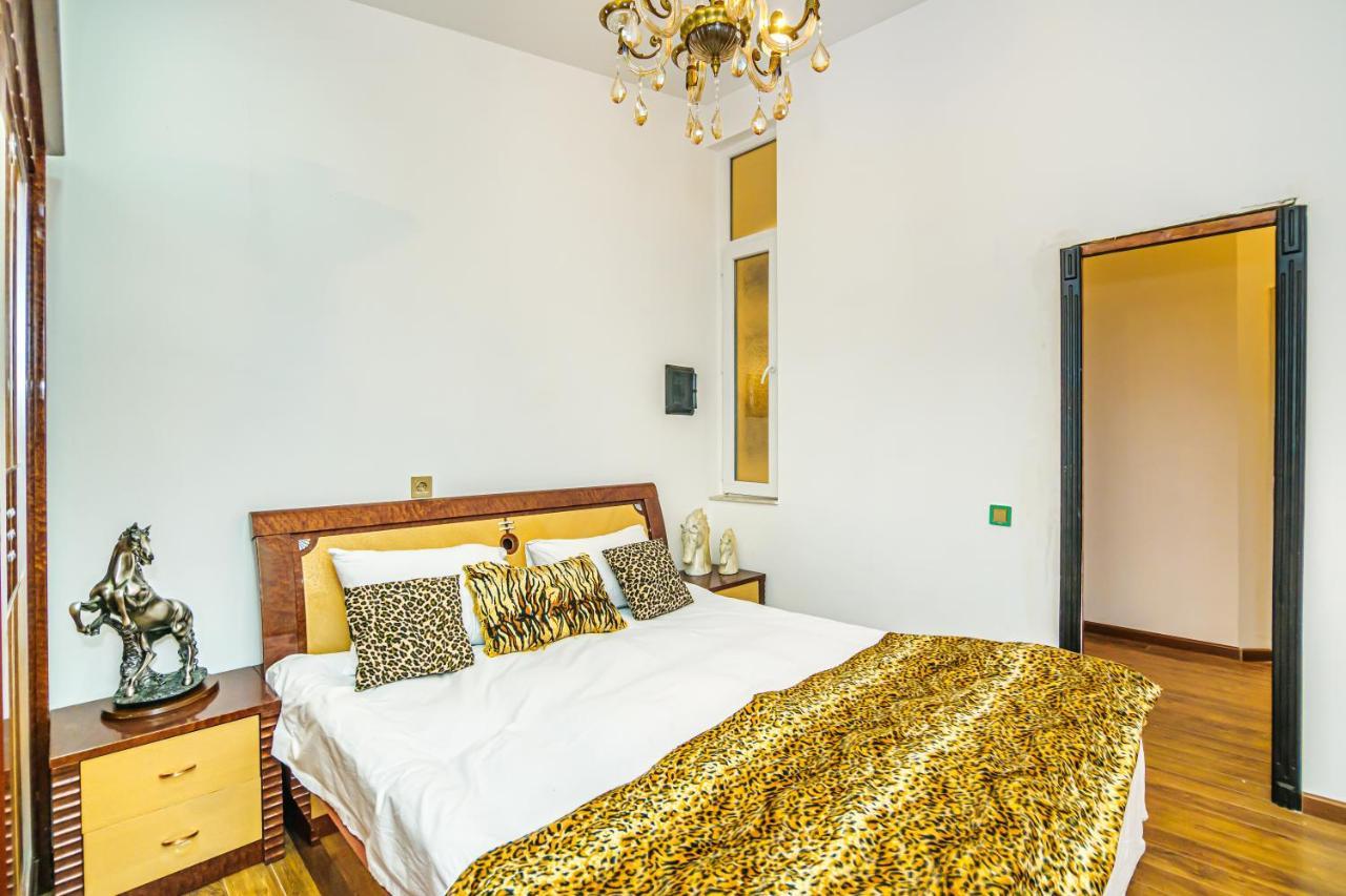 Sera Boutique Hotel 1 Баку Экстерьер фото