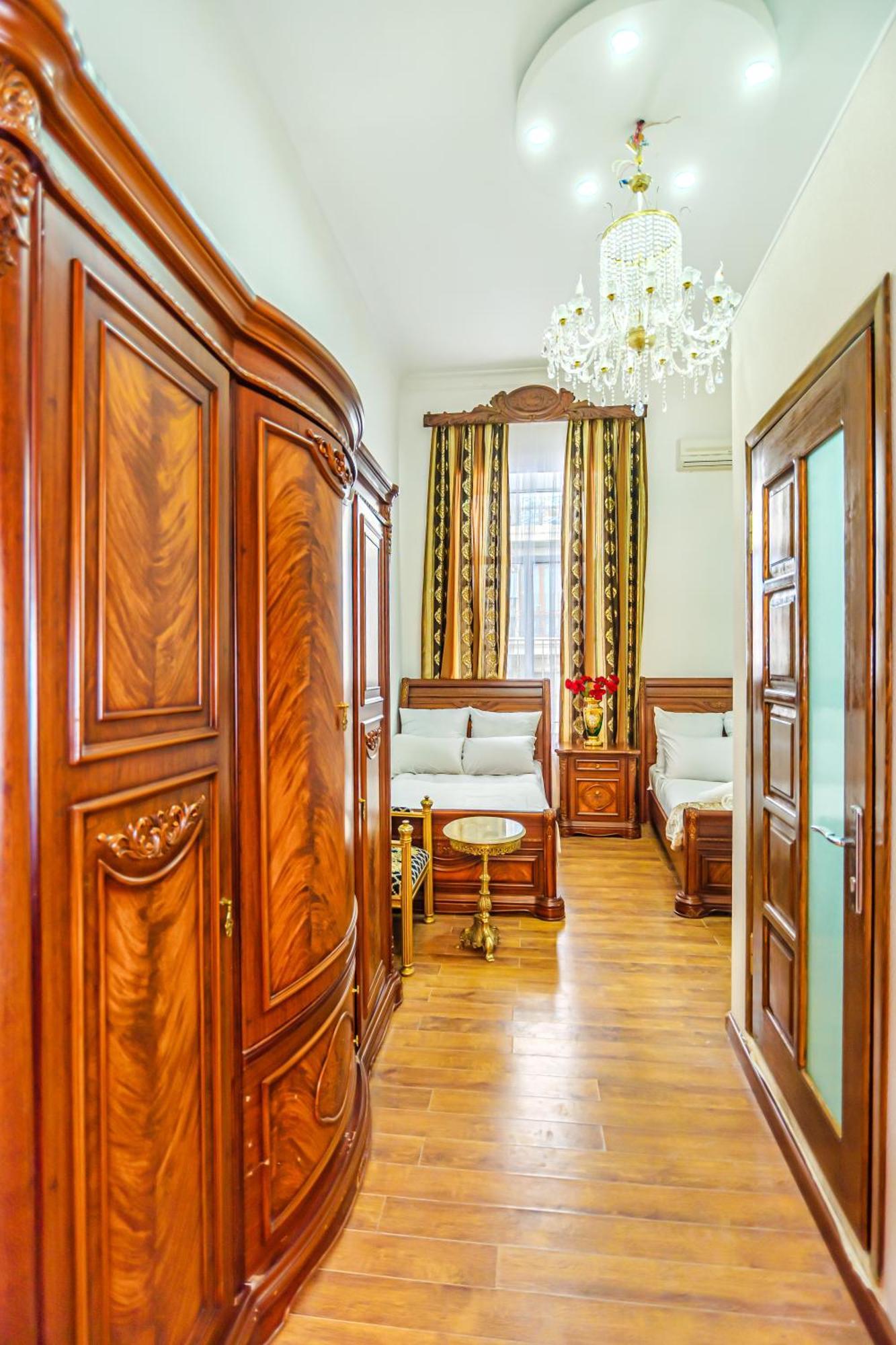 Sera Boutique Hotel 1 Баку Экстерьер фото